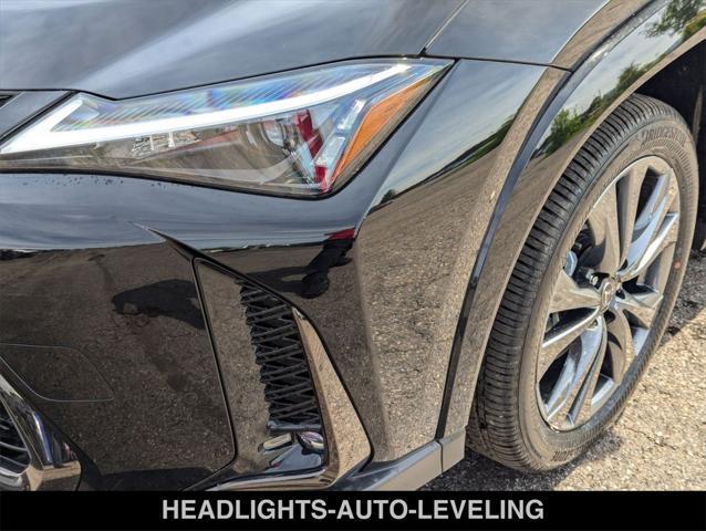 new 2025 Lexus UX 300h car