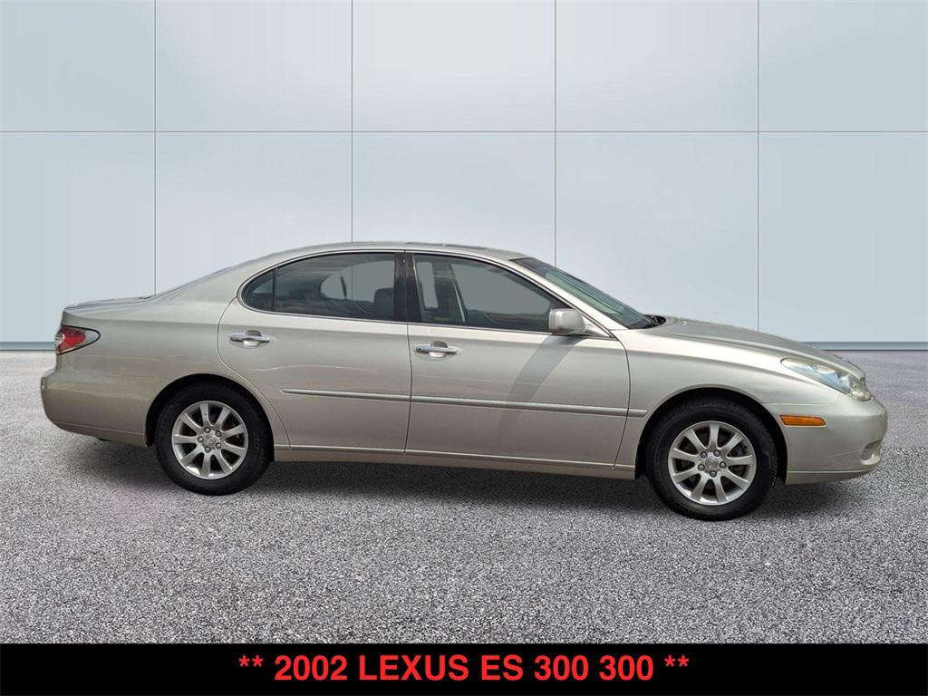 used 2002 Lexus ES 300 car, priced at $9,261