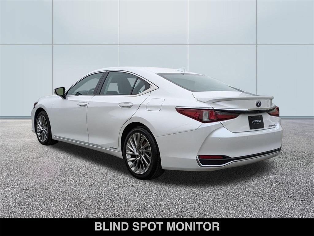 used 2022 Lexus ES 300h car, priced at $42,110