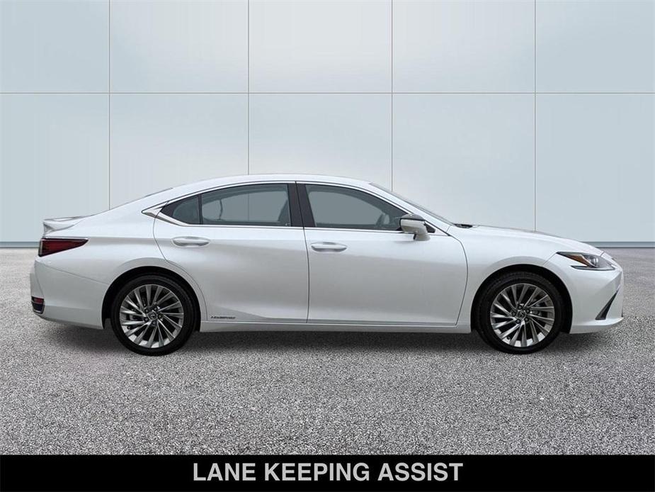 used 2022 Lexus ES 300h car, priced at $42,110