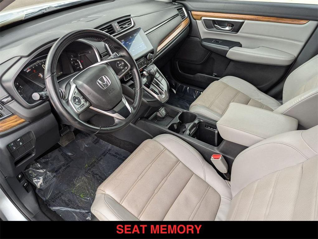 used 2017 Honda CR-V car, priced at $14,000