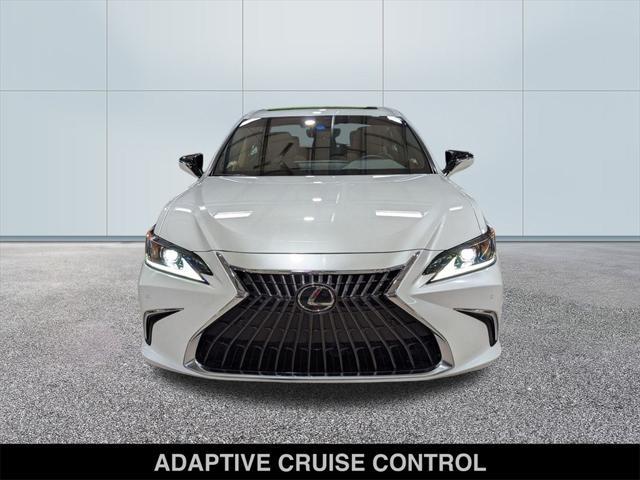 new 2025 Lexus ES 300h car, priced at $51,180