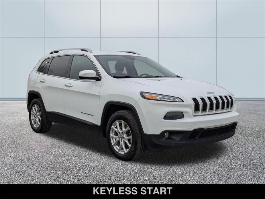 used 2014 Jeep Cherokee car, priced at $9,149