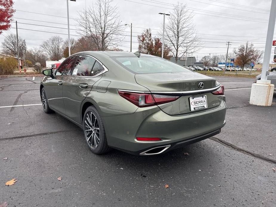 new 2025 Lexus ES 350 car, priced at $49,619