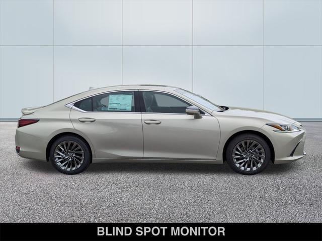 new 2025 Lexus ES 300h car, priced at $53,415