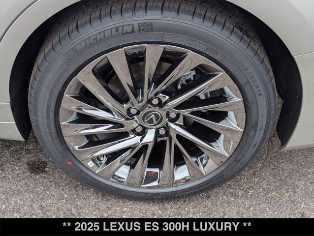 new 2025 Lexus ES 300h car, priced at $53,415