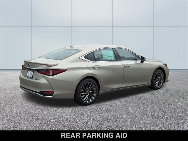 new 2025 Lexus ES 300h car, priced at $53,415