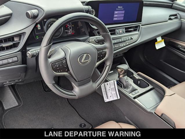 new 2025 Lexus ES 300h car, priced at $53,415
