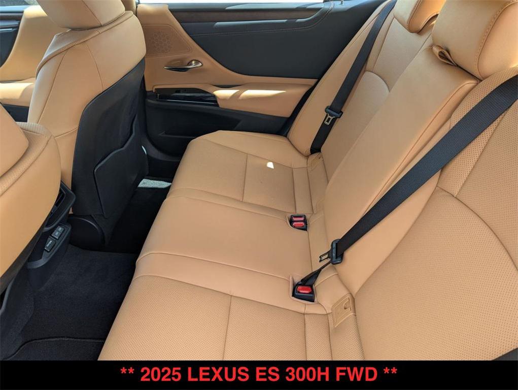 new 2025 Lexus ES 300h car, priced at $51,739