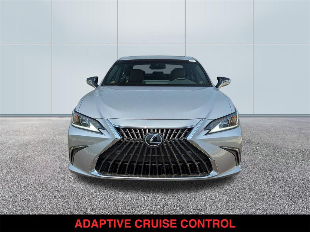new 2025 Lexus ES 300h car, priced at $51,180