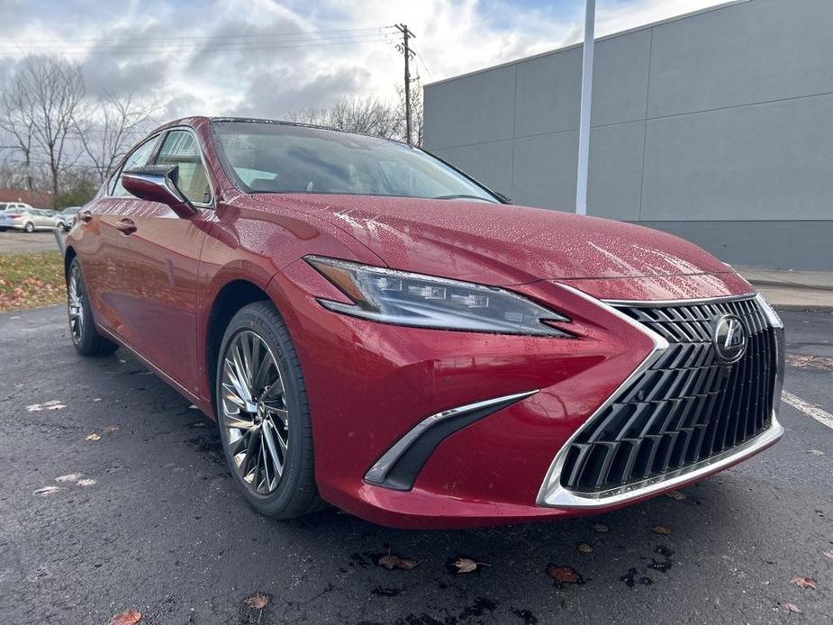 new 2025 Lexus ES 350 car, priced at $56,444