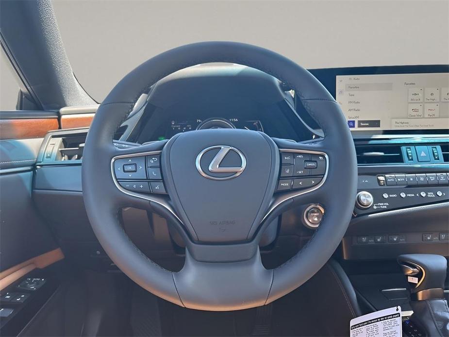 new 2024 Lexus ES 300h car, priced at $51,665