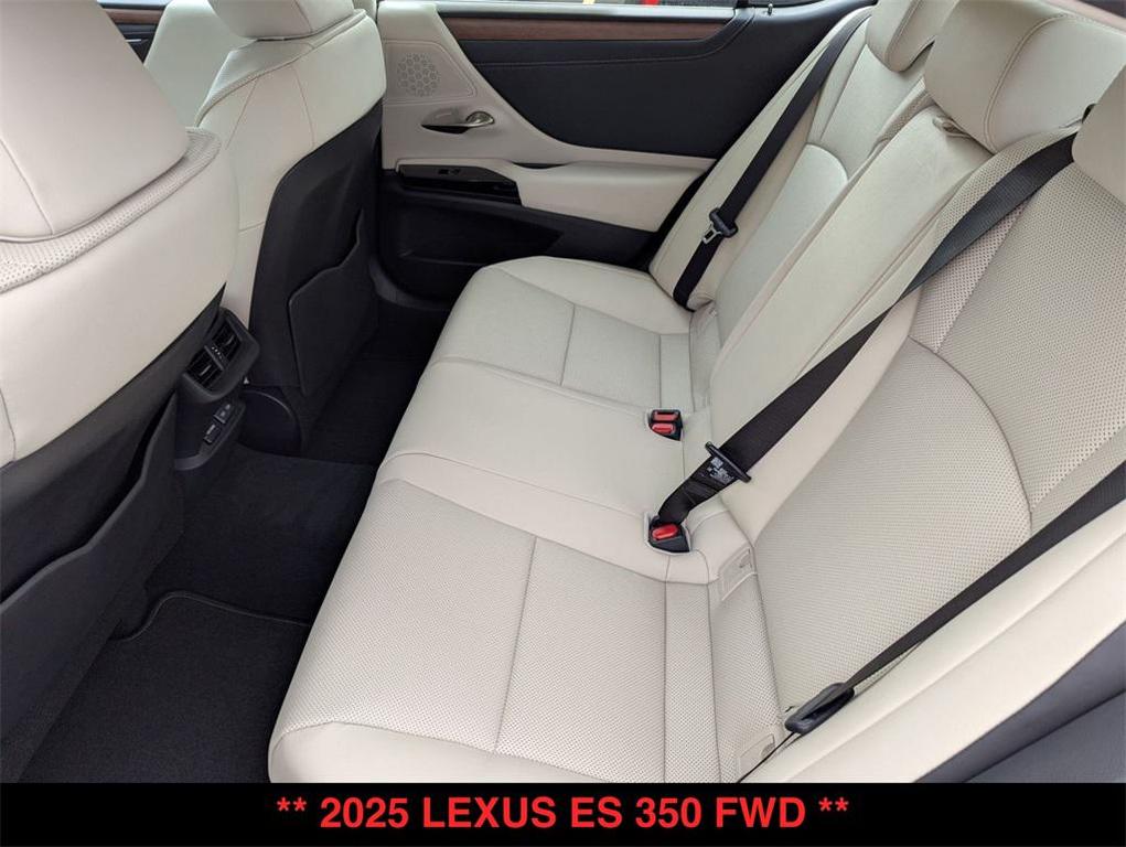 new 2025 Lexus ES 350 car