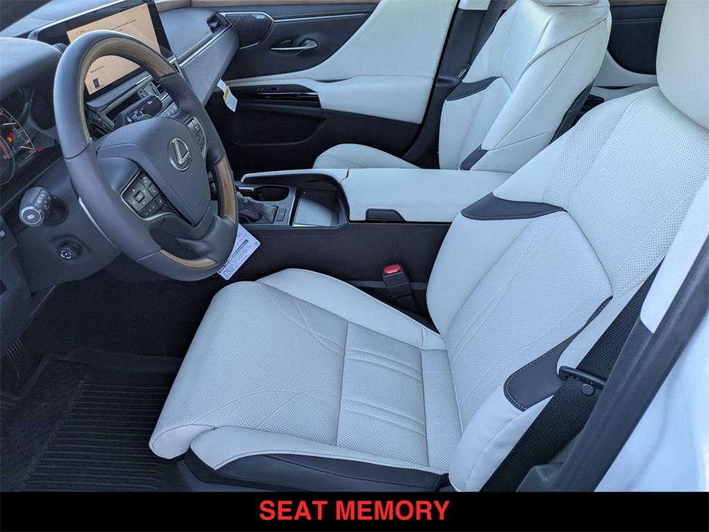 new 2025 Lexus ES 350 car, priced at $54,965
