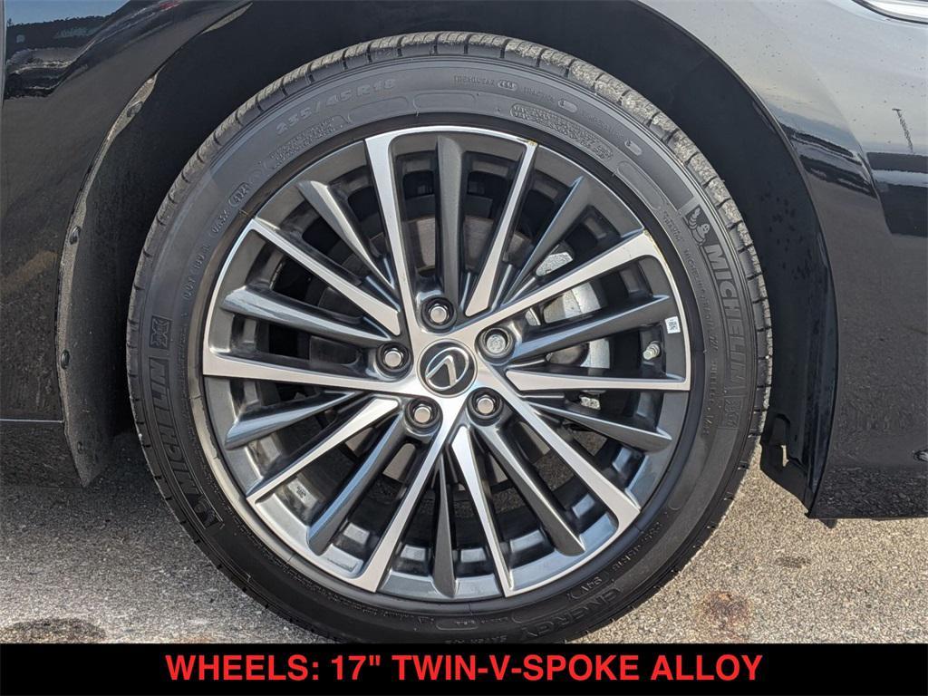 used 2025 Lexus ES 350 car, priced at $40,000