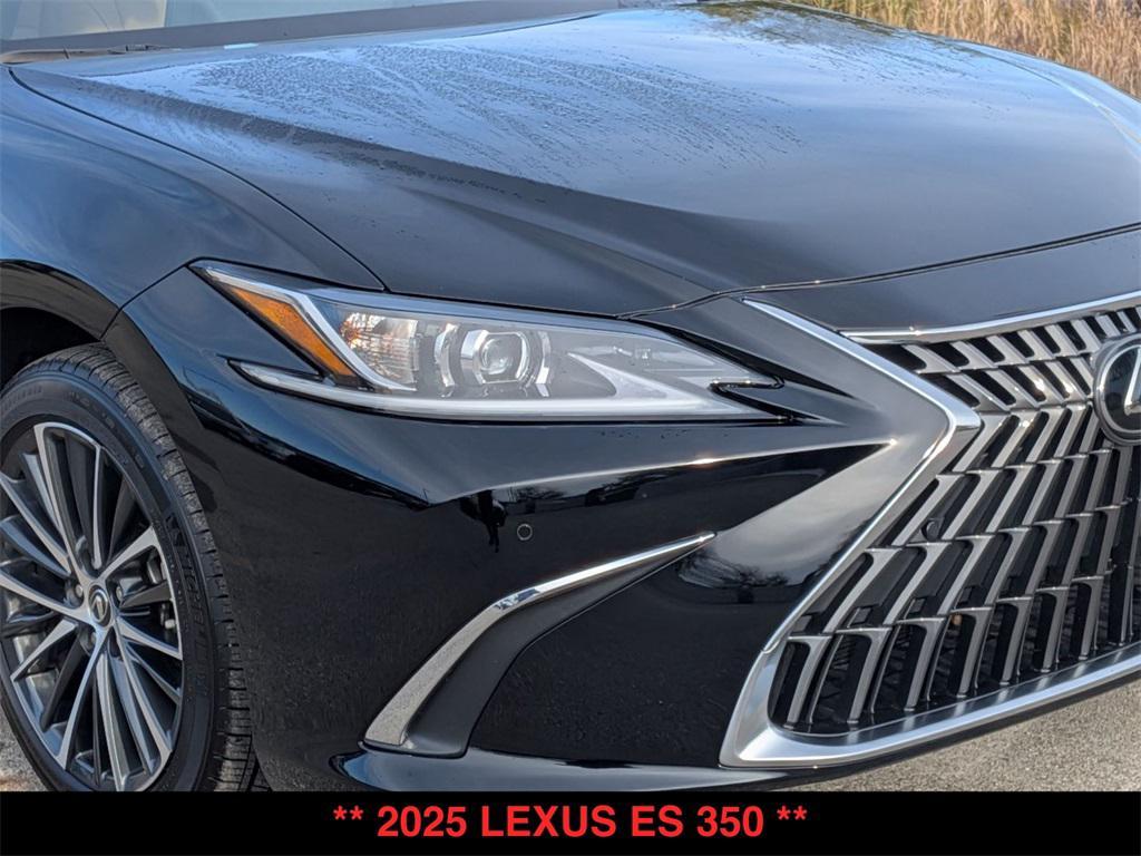 used 2025 Lexus ES 350 car, priced at $40,000