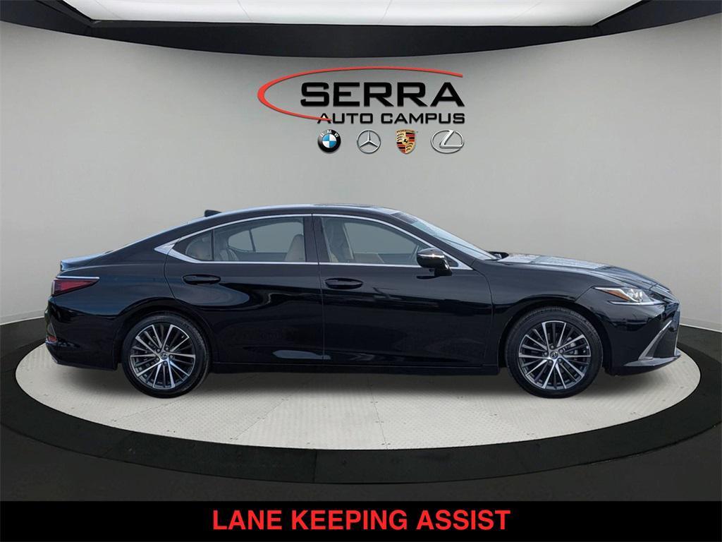 used 2025 Lexus ES 350 car, priced at $40,000