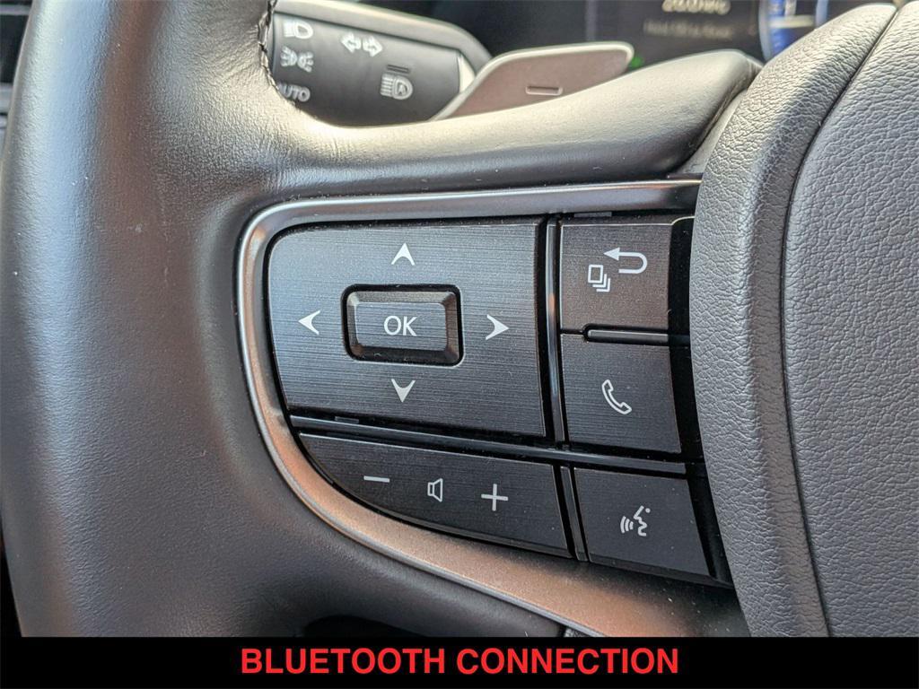 used 2025 Lexus ES 350 car, priced at $40,000