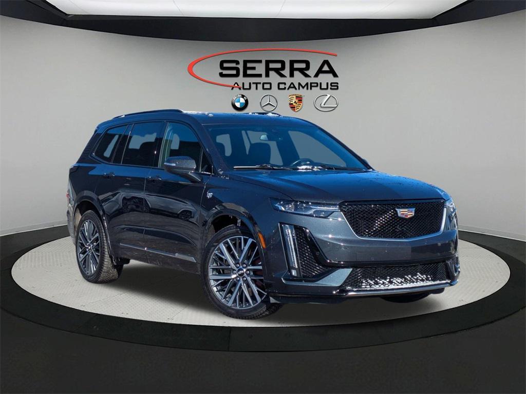 used 2022 Cadillac XT6 car, priced at $37,500