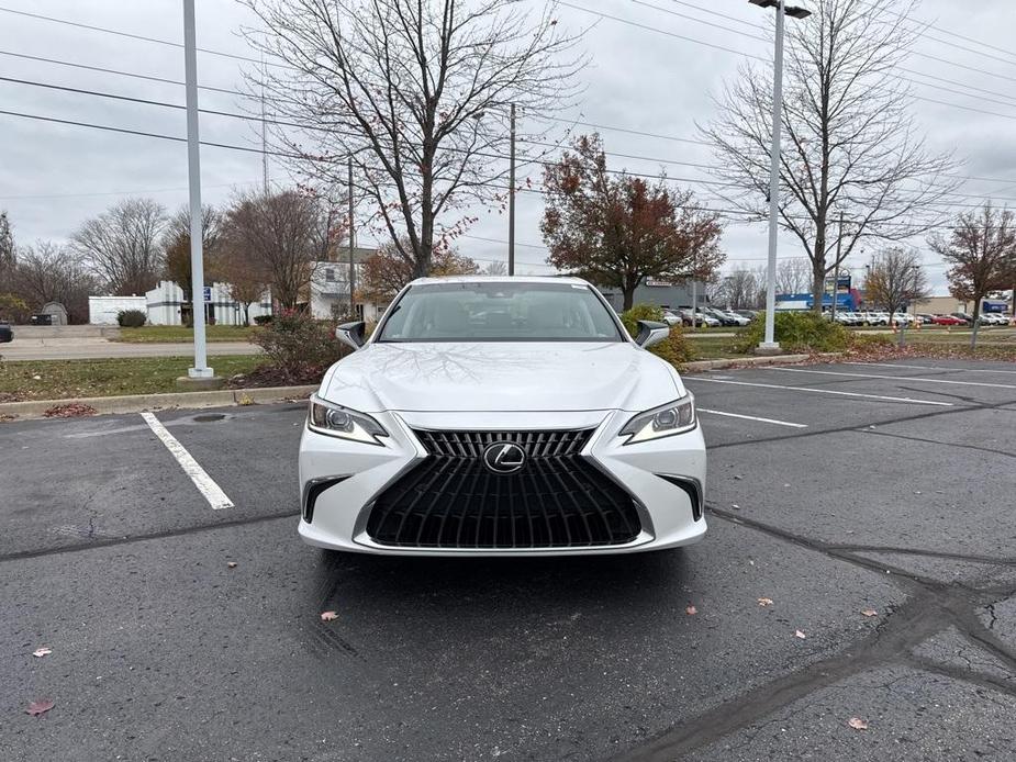 new 2025 Lexus ES 350 car, priced at $50,119