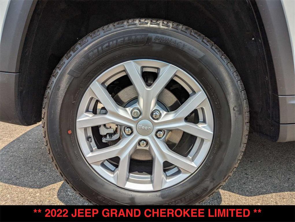 used 2022 Jeep Grand Cherokee car, priced at $31,000