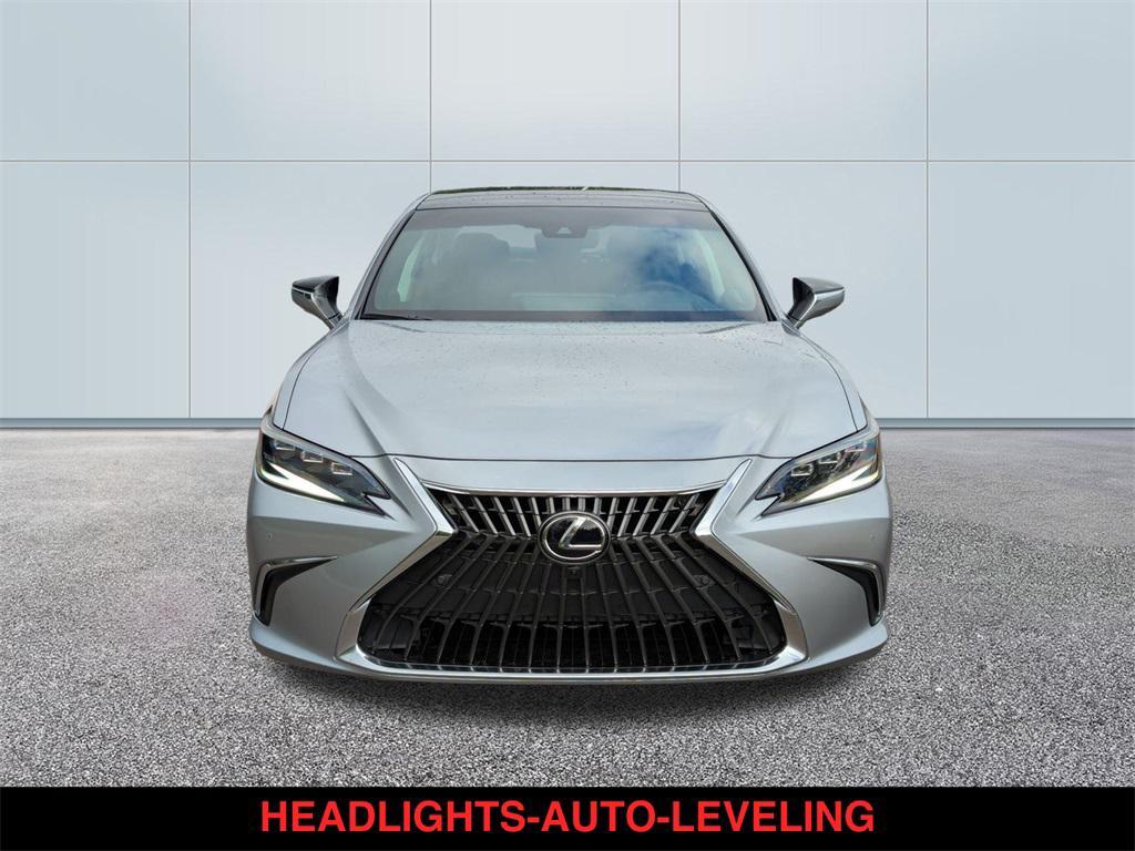 new 2025 Lexus ES 350 car, priced at $57,200