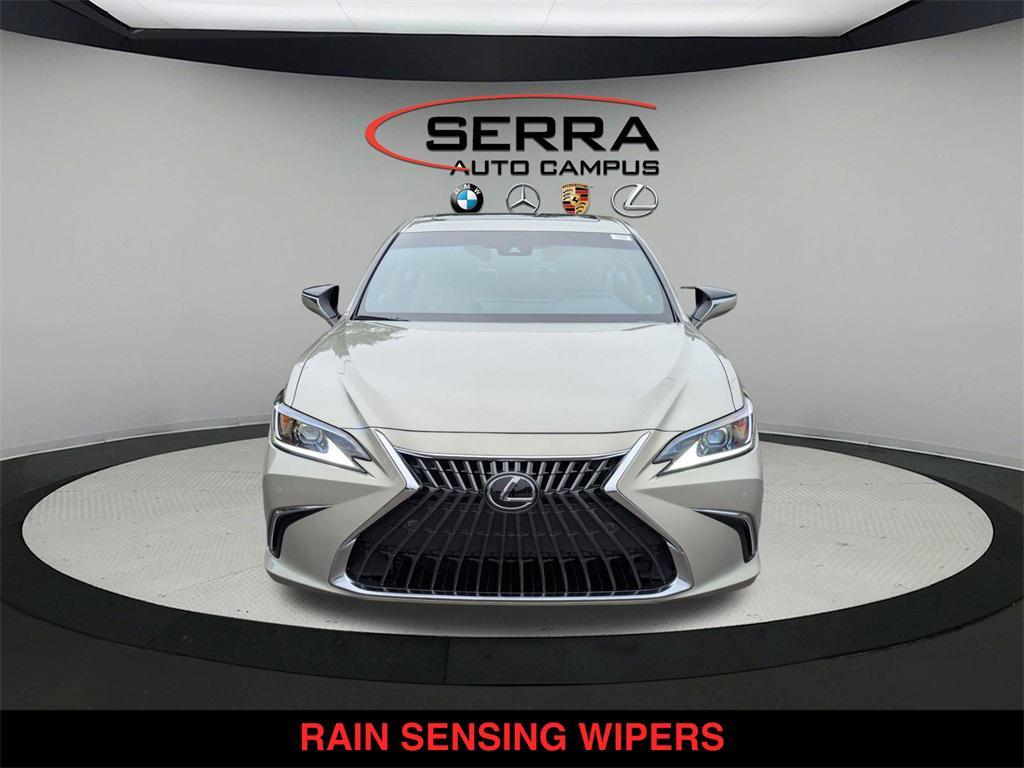 new 2025 Lexus ES 350 car, priced at $49,100