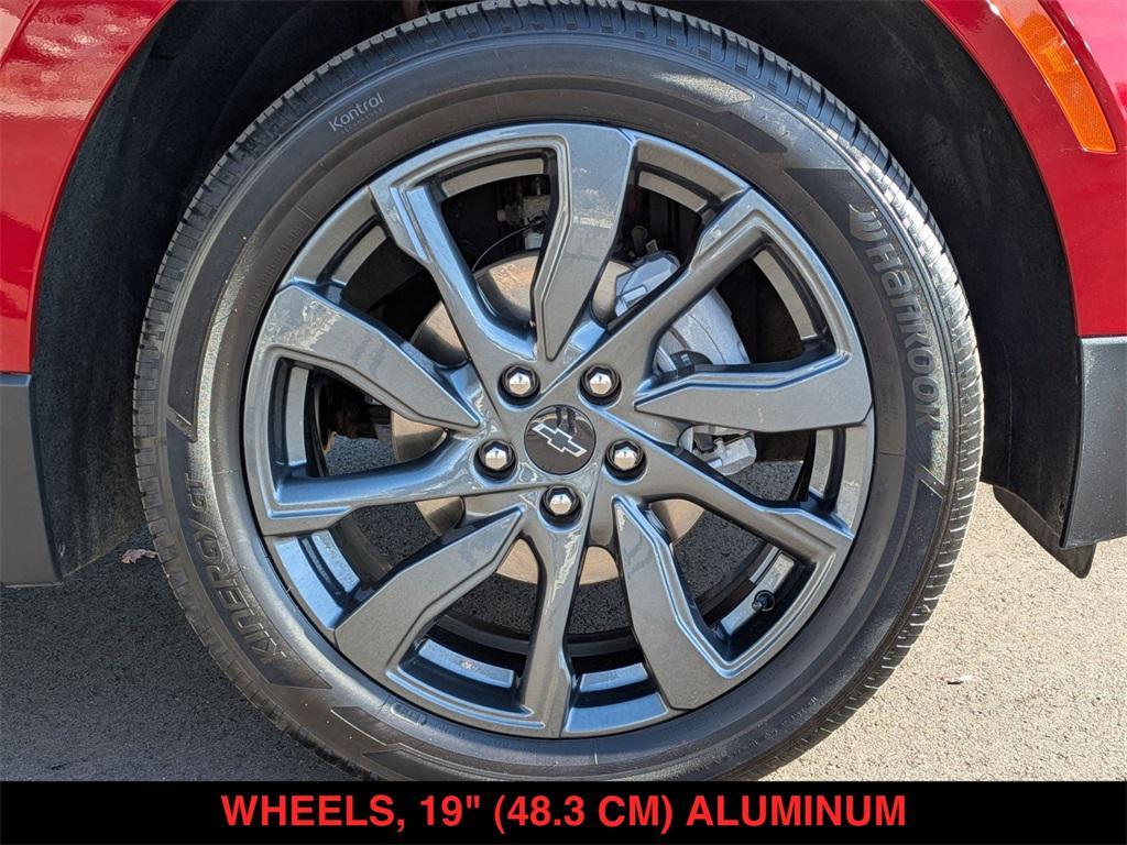 used 2023 Chevrolet Equinox car, priced at $24,000