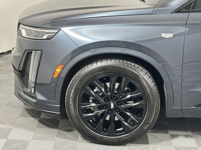 used 2021 Cadillac XT6 car, priced at $32,996