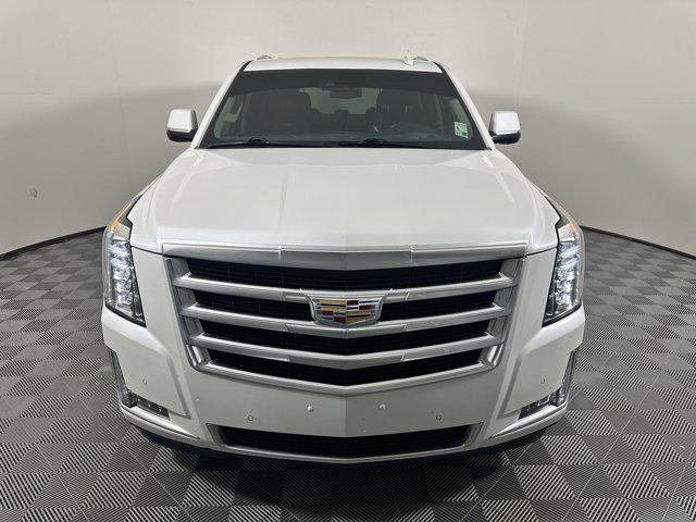 used 2020 Cadillac Escalade car, priced at $37,998