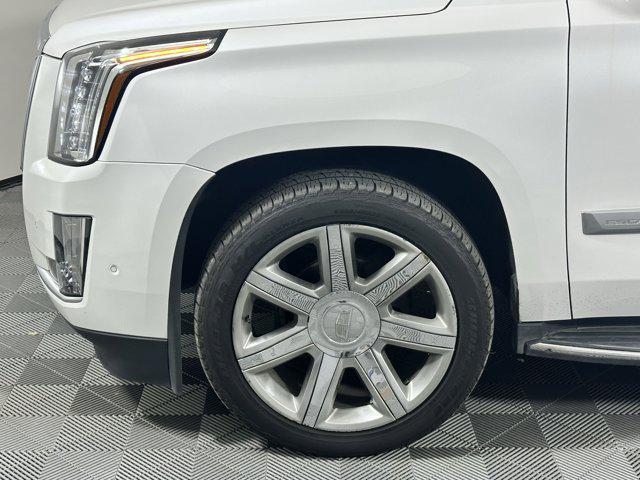 used 2020 Cadillac Escalade car, priced at $37,998