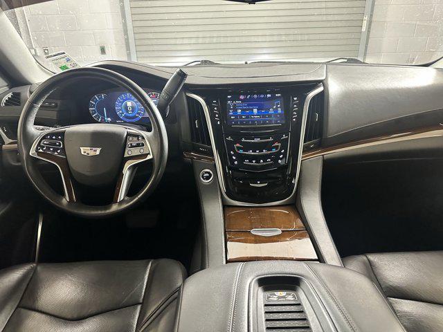 used 2020 Cadillac Escalade car, priced at $37,998