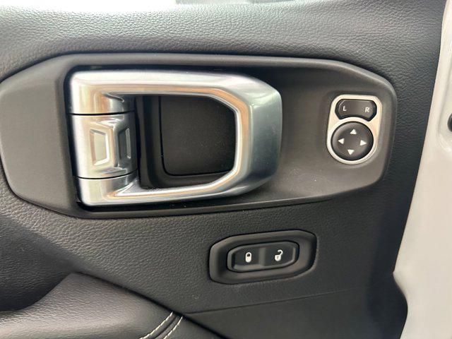 used 2019 Jeep Wrangler Unlimited car, priced at $25,999