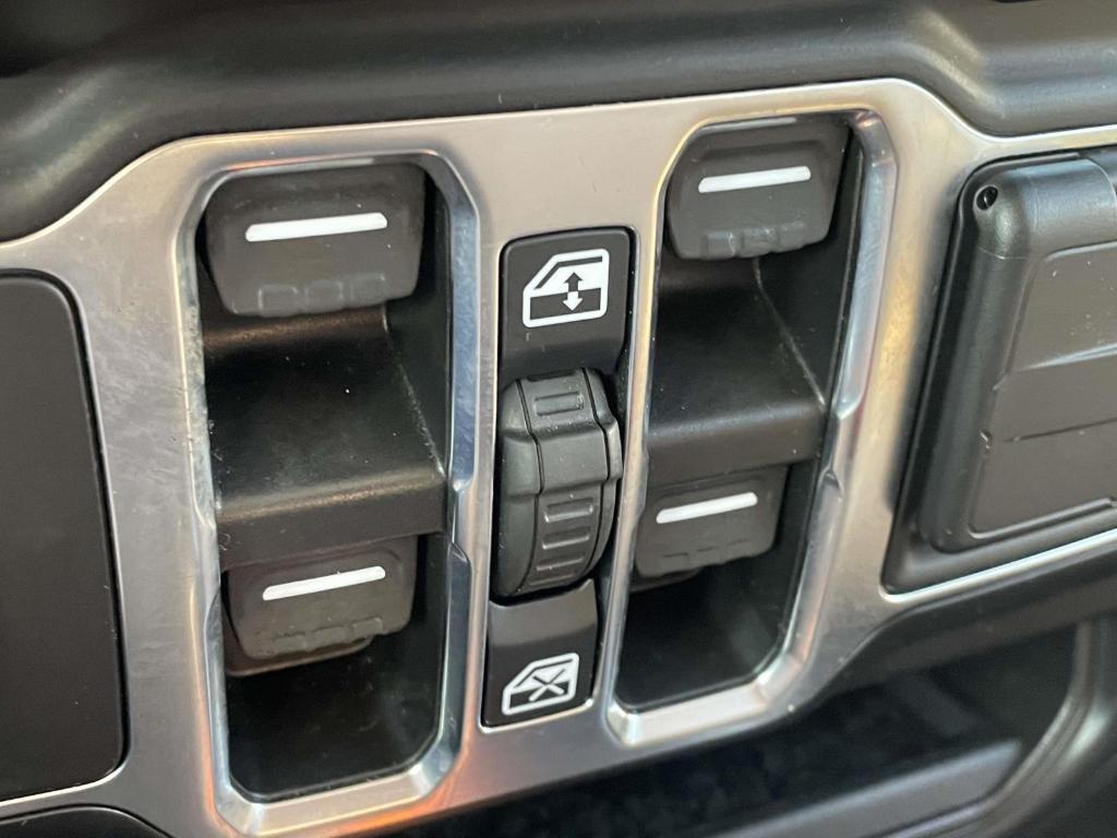 used 2022 Jeep Gladiator car, priced at $31,250