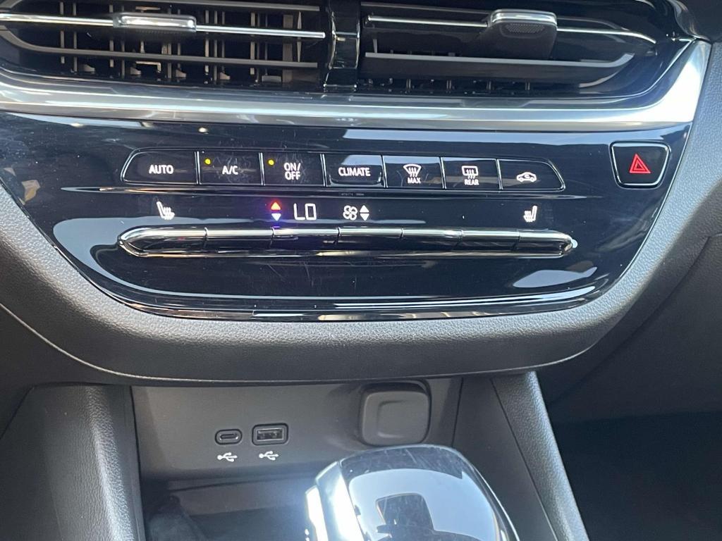 used 2024 Buick Envista car, priced at $26,328