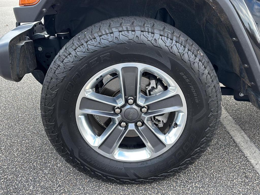 used 2021 Jeep Wrangler Unlimited car, priced at $32,541