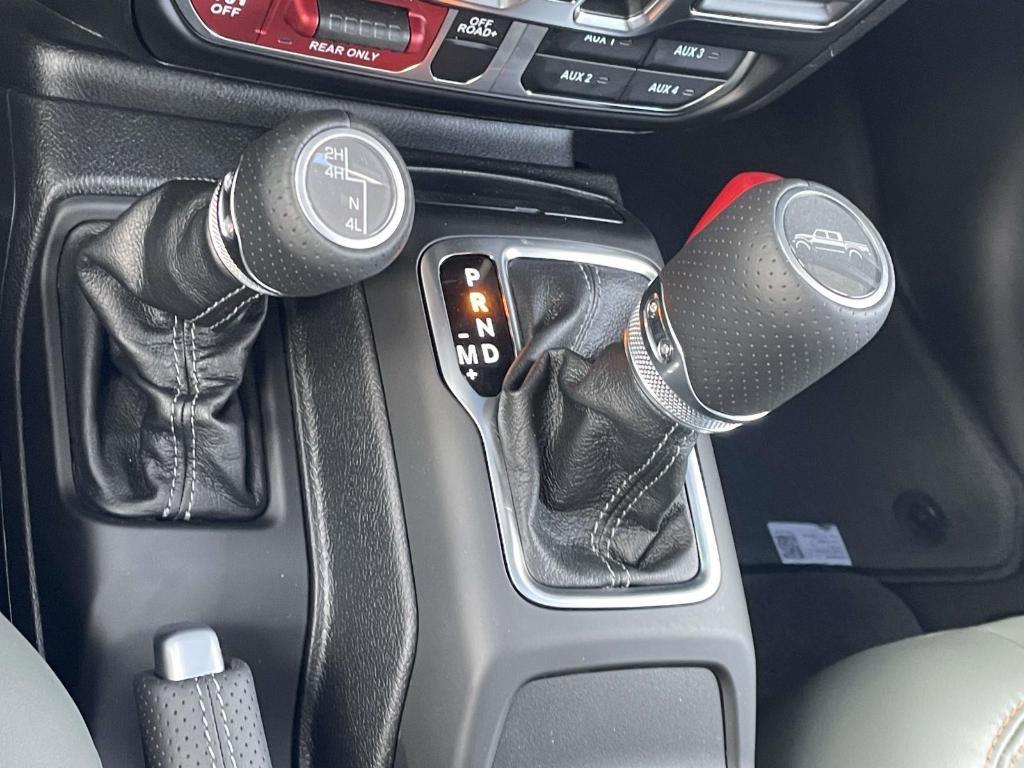 new 2025 Jeep Gladiator car, priced at $54,523