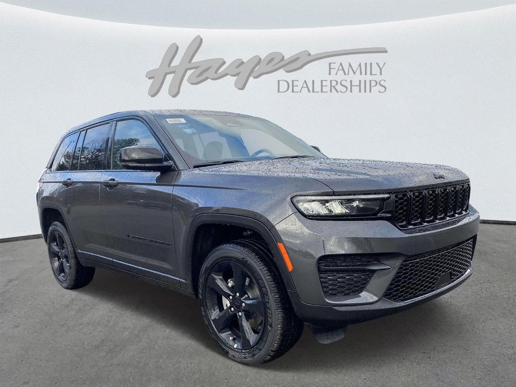 new 2025 Jeep Grand Cherokee car, priced at $43,863