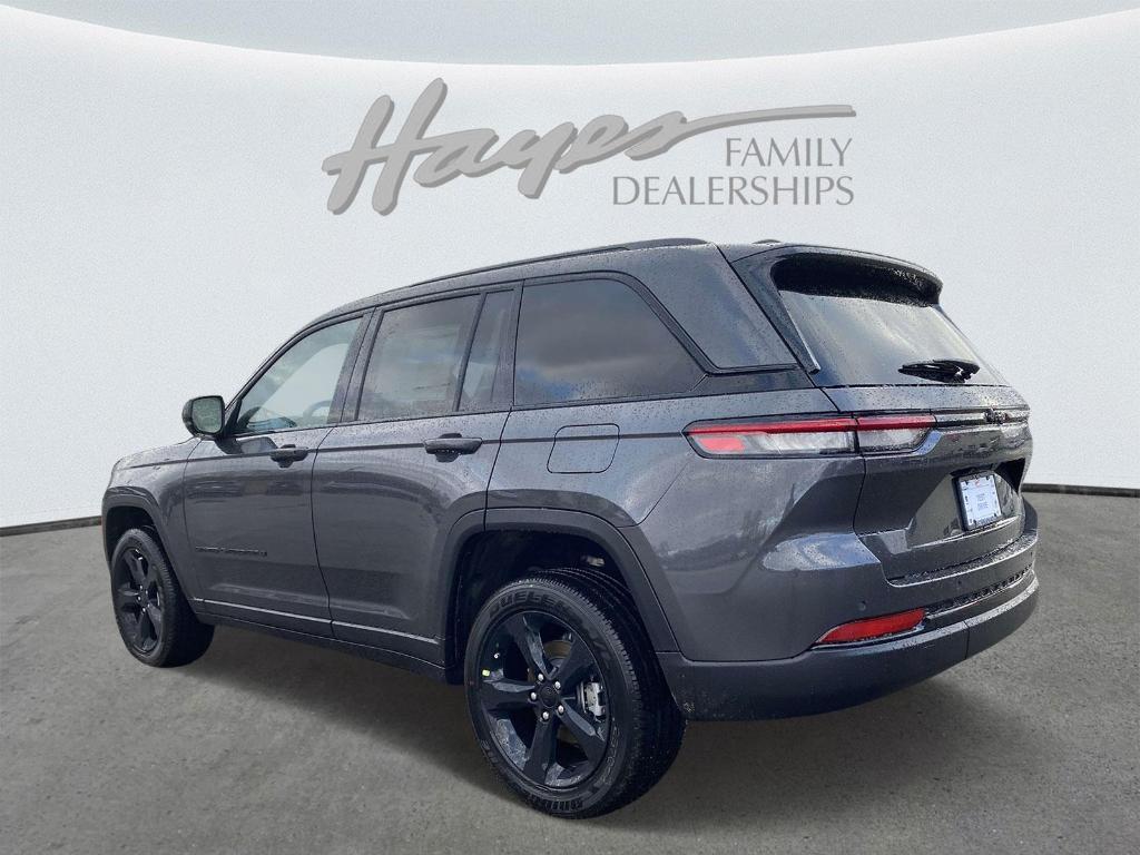 new 2025 Jeep Grand Cherokee car, priced at $43,863