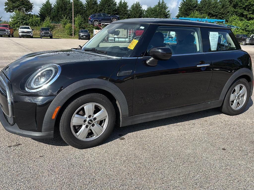 used 2022 MINI Hardtop car, priced at $19,995