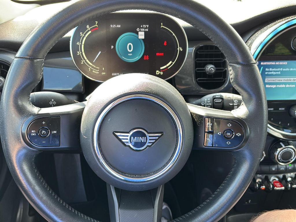 used 2022 MINI Hardtop car, priced at $19,995