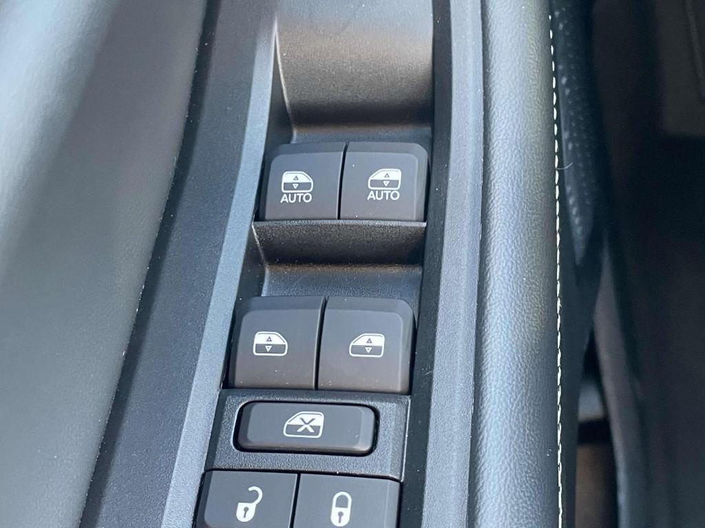 used 2023 Jeep Grand Cherokee car, priced at $29,795