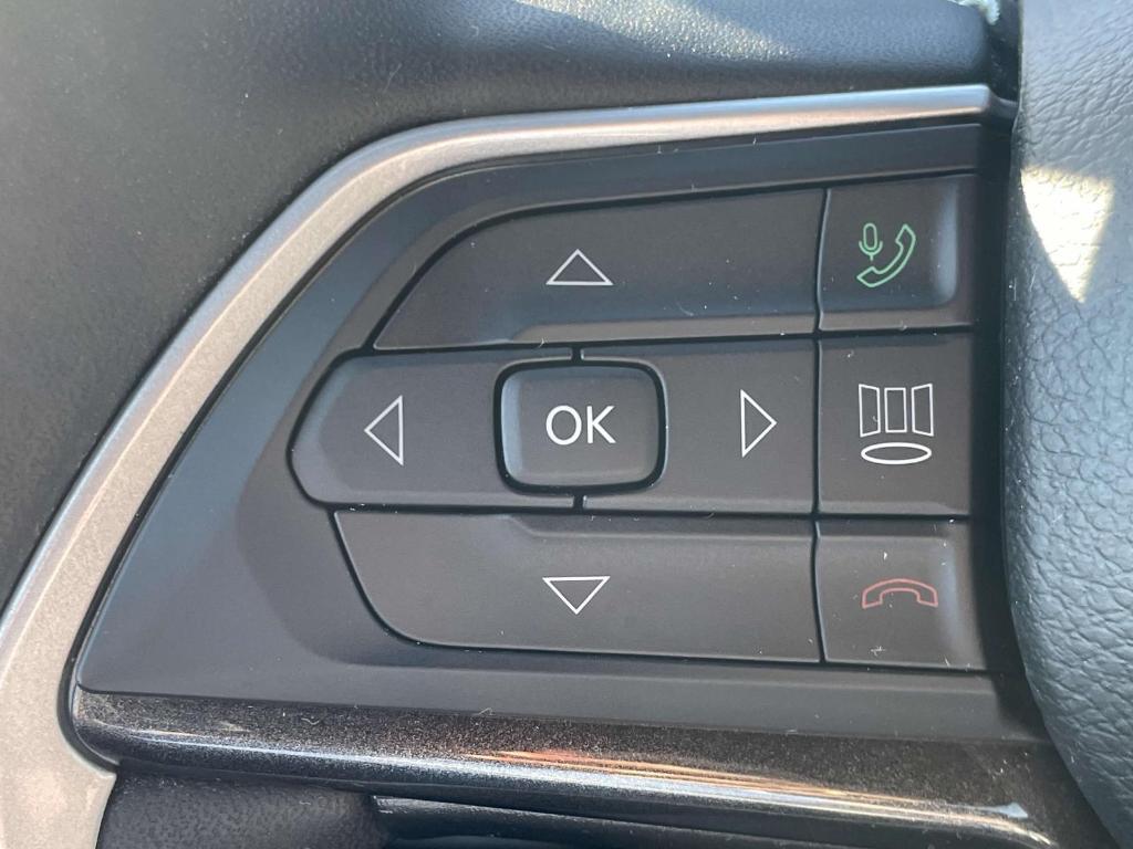 used 2023 Jeep Grand Cherokee car, priced at $29,795