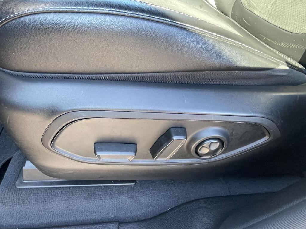 used 2023 Jeep Grand Cherokee car, priced at $29,795