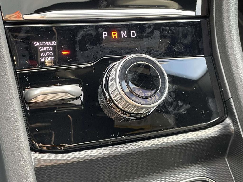 new 2025 Jeep Grand Cherokee car, priced at $49,623