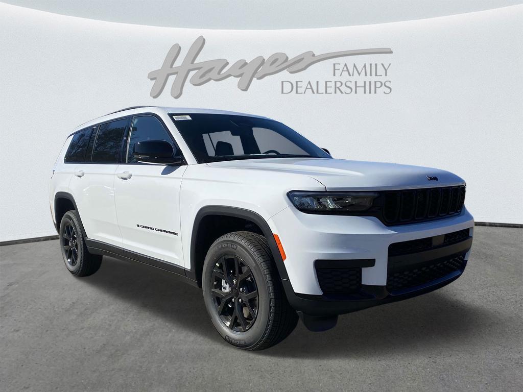 new 2025 Jeep Grand Cherokee L car, priced at $42,628