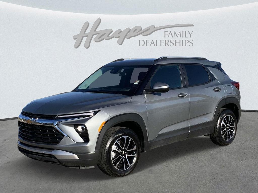 used 2024 Chevrolet TrailBlazer car, priced at $24,274