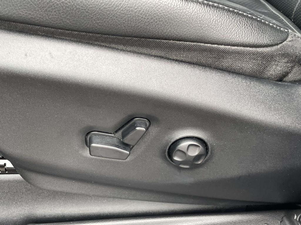 used 2020 Chrysler Pacifica car, priced at $23,700