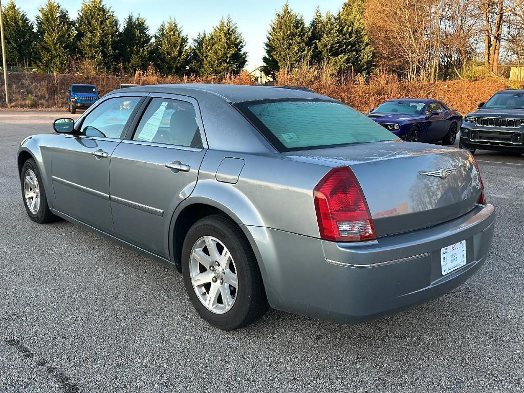 used 2006 Chrysler 300 car, priced at $7,610