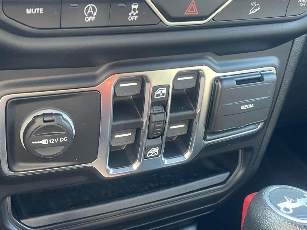 used 2020 Jeep Wrangler Unlimited car, priced at $33,283